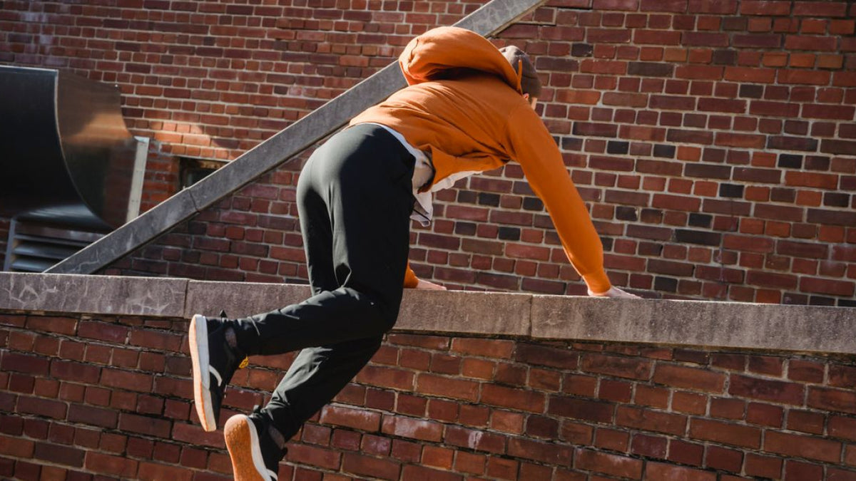 Elevate Your Minimalist Style with Kntlgy: A Step Beyond