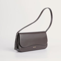 MATRIARQE Otto Baguette Bag in Leather - Brown