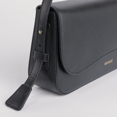 MATRIARQE Otto Baguette Bag in Leather - Black