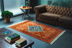 QR Hand Woven Wool Carpet