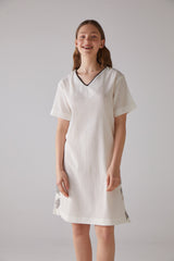 Handarte Los Angeles Yaprak Desen V Yaka Beyaz Gecelik