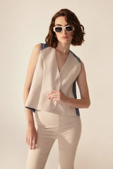 Crescent Line Breeze Vest – Multicolor