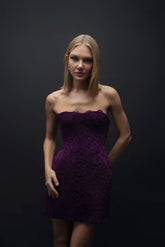 Esra Adıgüzel Vega – Fitted Lace Mini Dress