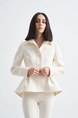 Crescent Line Elegance Blazer – Cream