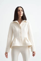 Crescent Line Elegance Blazer – Cream