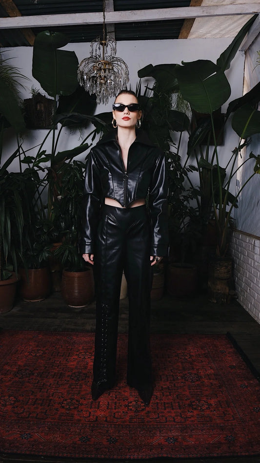 Two's Touch Elia Deri Set (Limited Edition)