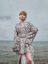 Two's Touch Kate Kimono Elbise Zebra