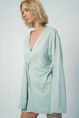 Wear Three Points Helios Green Kimono