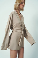 Wear Three Points Helios Beige Kimono