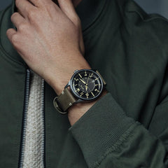 AVI-8 AV-4094-04 Erkek Kol Saati