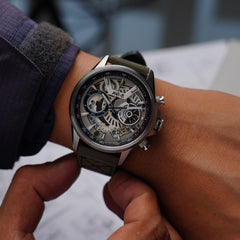 AVI-8 AV-4125-01 Erkek Kol Saati