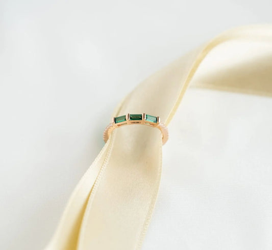 Chaseldor Green Stone Tria Ring