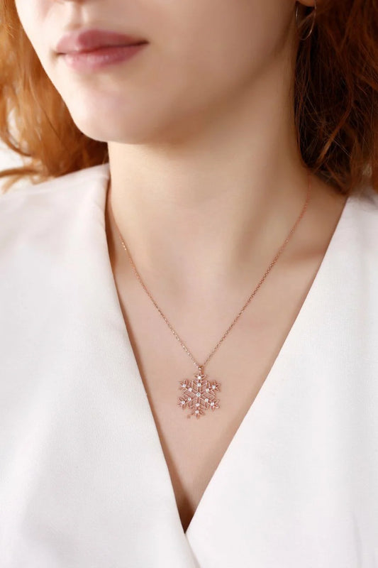 Chaseldor Trend Fashion Snowflake Rose Necklace