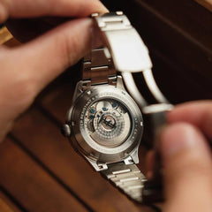 EARNSHAW ES-8187-22 Erkek Kol Saati