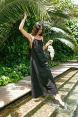 Handarte Los Angeles Sırt Çapraz Siyah Müslin Kibele Elbise