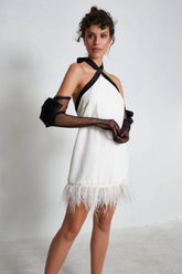 Manshet Estée Otrich Dress in Blanc