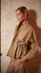 Sadie ve Dione Charlotte Kimono Co-Ord in Eden Altın