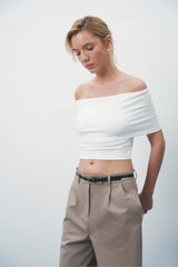 Wear Three Points White Swan Ball