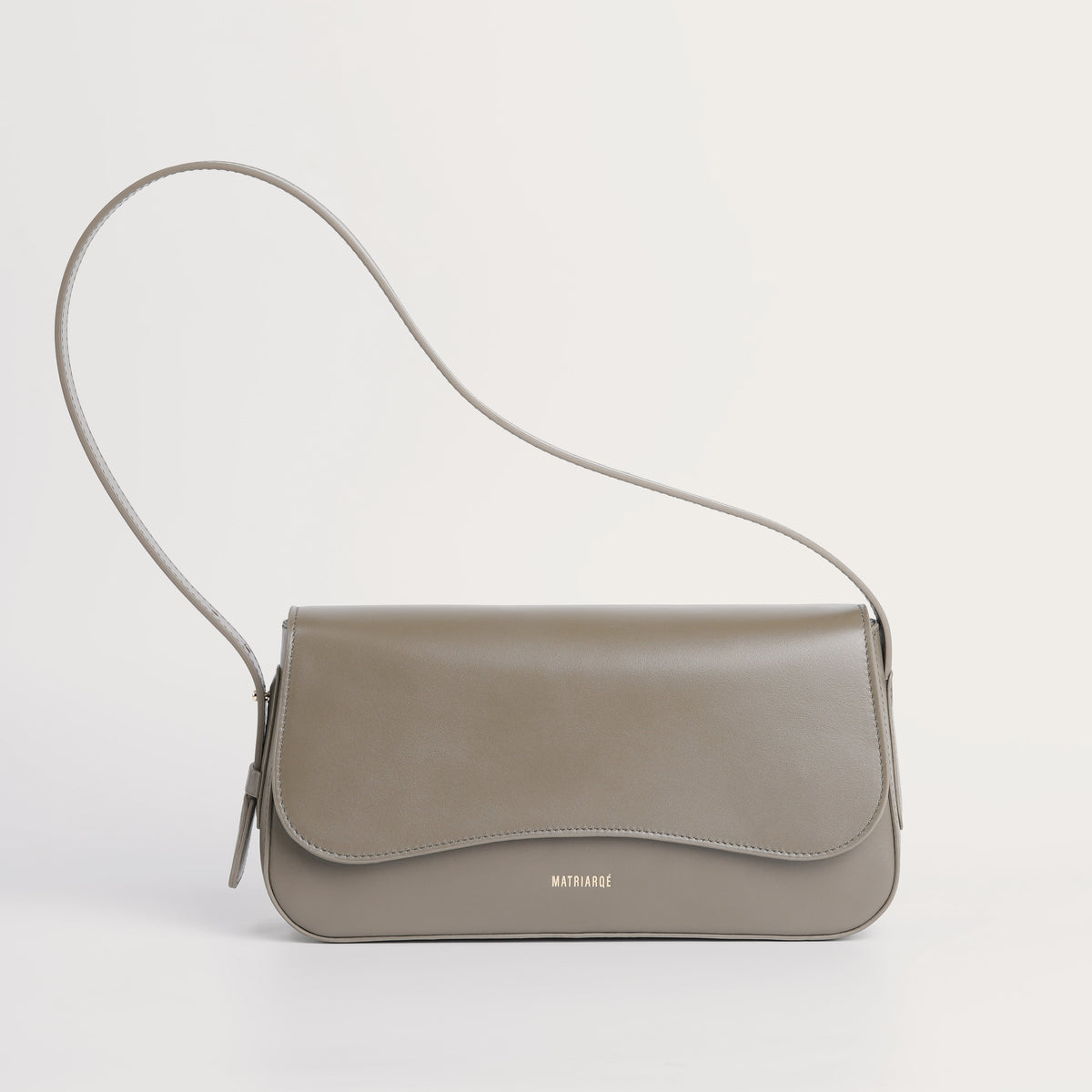 MATRIARQE Otto Baguette Bag in Leather - Olive