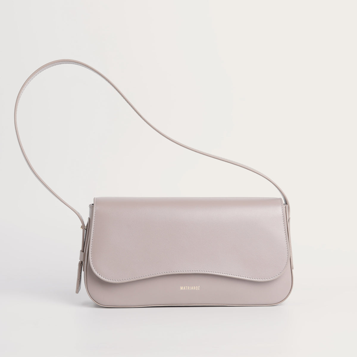 MATRIARQE Otto Baguette Bag in Leather - Taupe