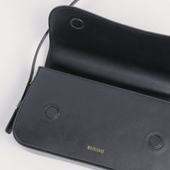 MATRIARQE Otto Baguette Bag in Leather - Black