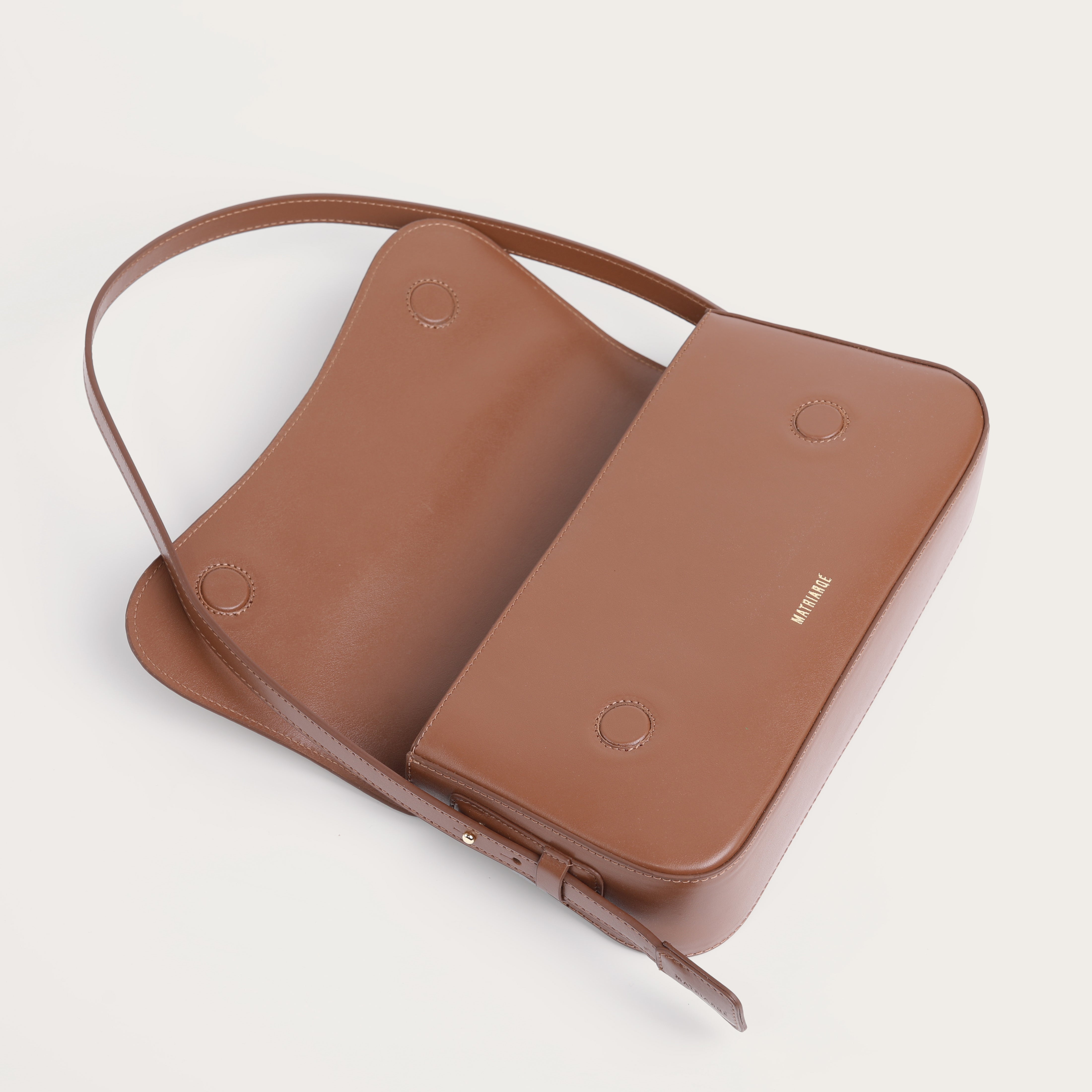 MATRIARQE Otto Baguette Bag in Leather - Cognac