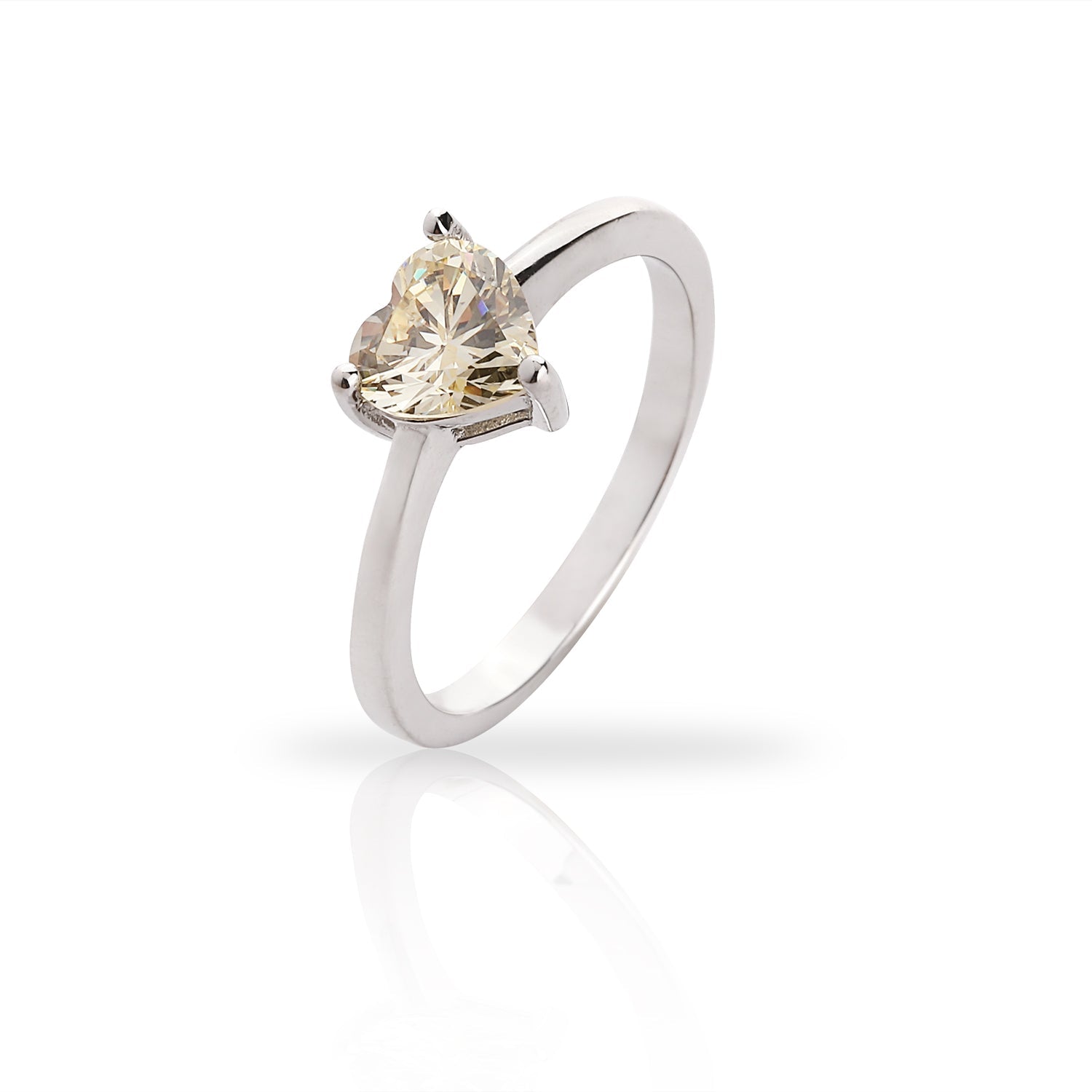 SooSilkyGems LITTLE HEART RING