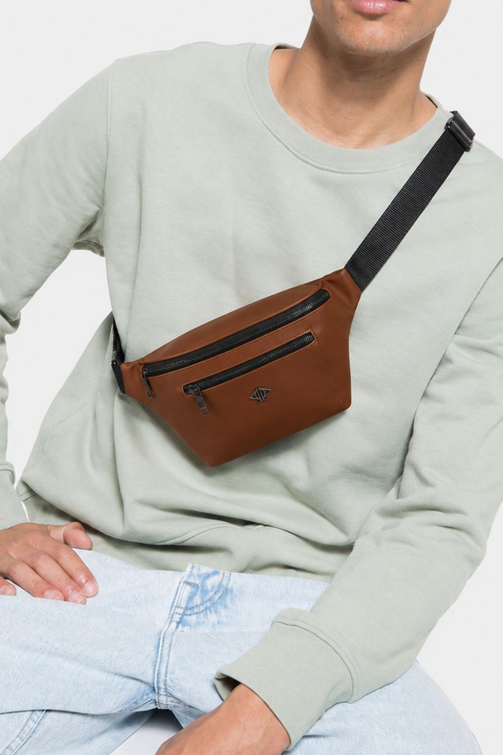 Dellel Deri Brown Waist Bag