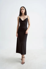 Crescent Line Queen Dress Black