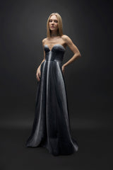 Esra Adıgüzel Lunar – Drape Detailed Sweetheart Neckline Navy Blue and White Long Fluffy Dress