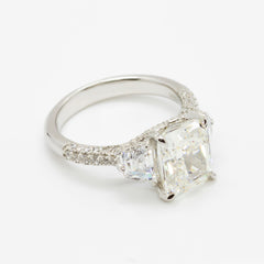 SooSilkyGems ANOTHER CARRE SOLITAIRE RING
