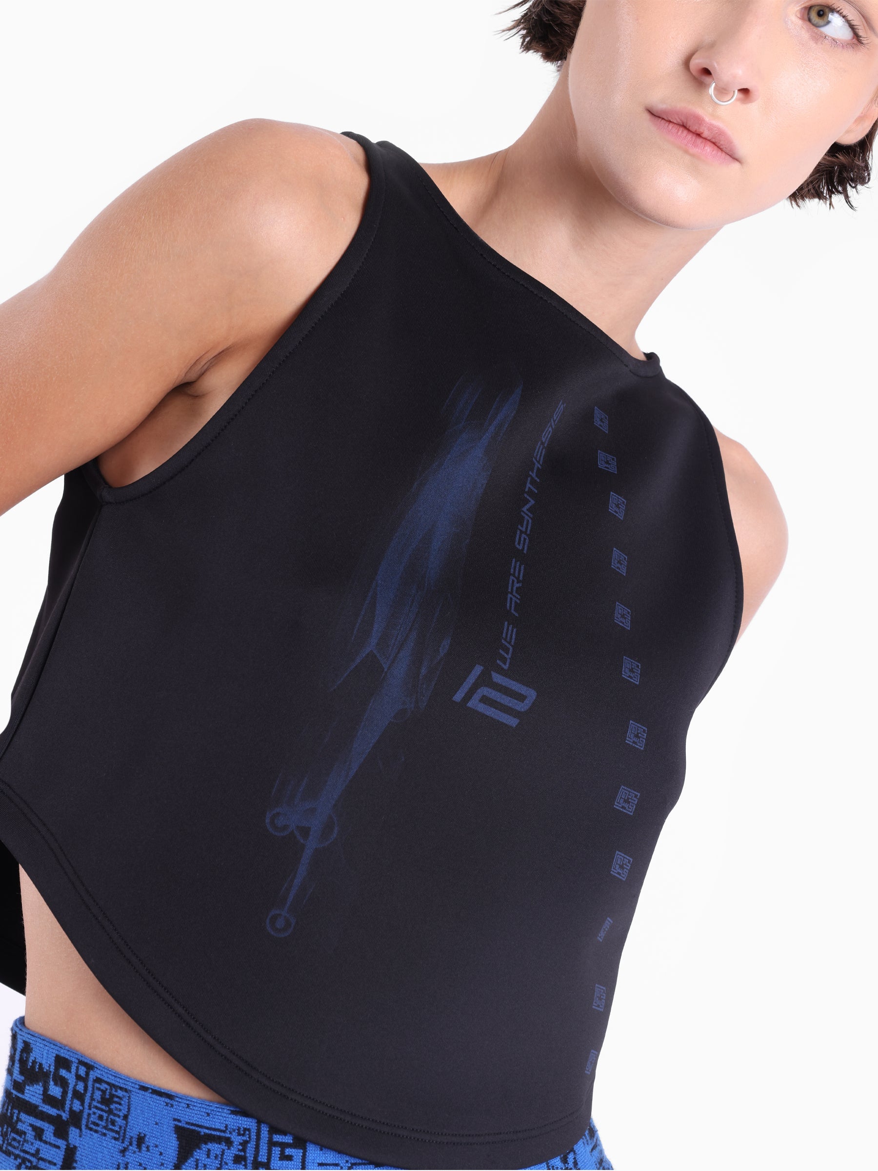 Knitology-TR KNTLGY x EDK AI Baskılı Crop Üst