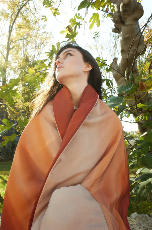 Ipek Akarca %100 Silk Sunset Pancho