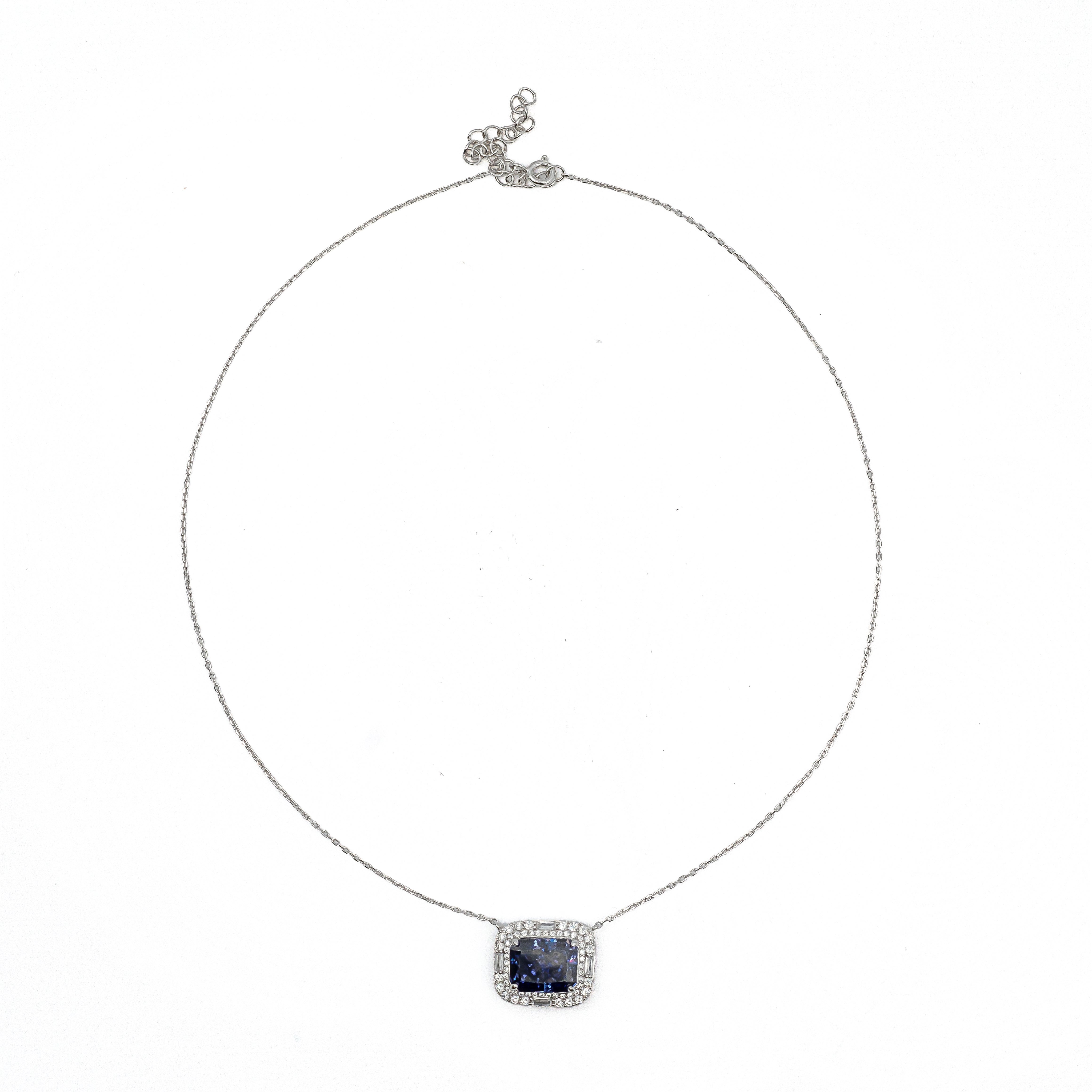 SooSilkyGems BAGUETTE SAPPHIRE CHAIN NECKLACE