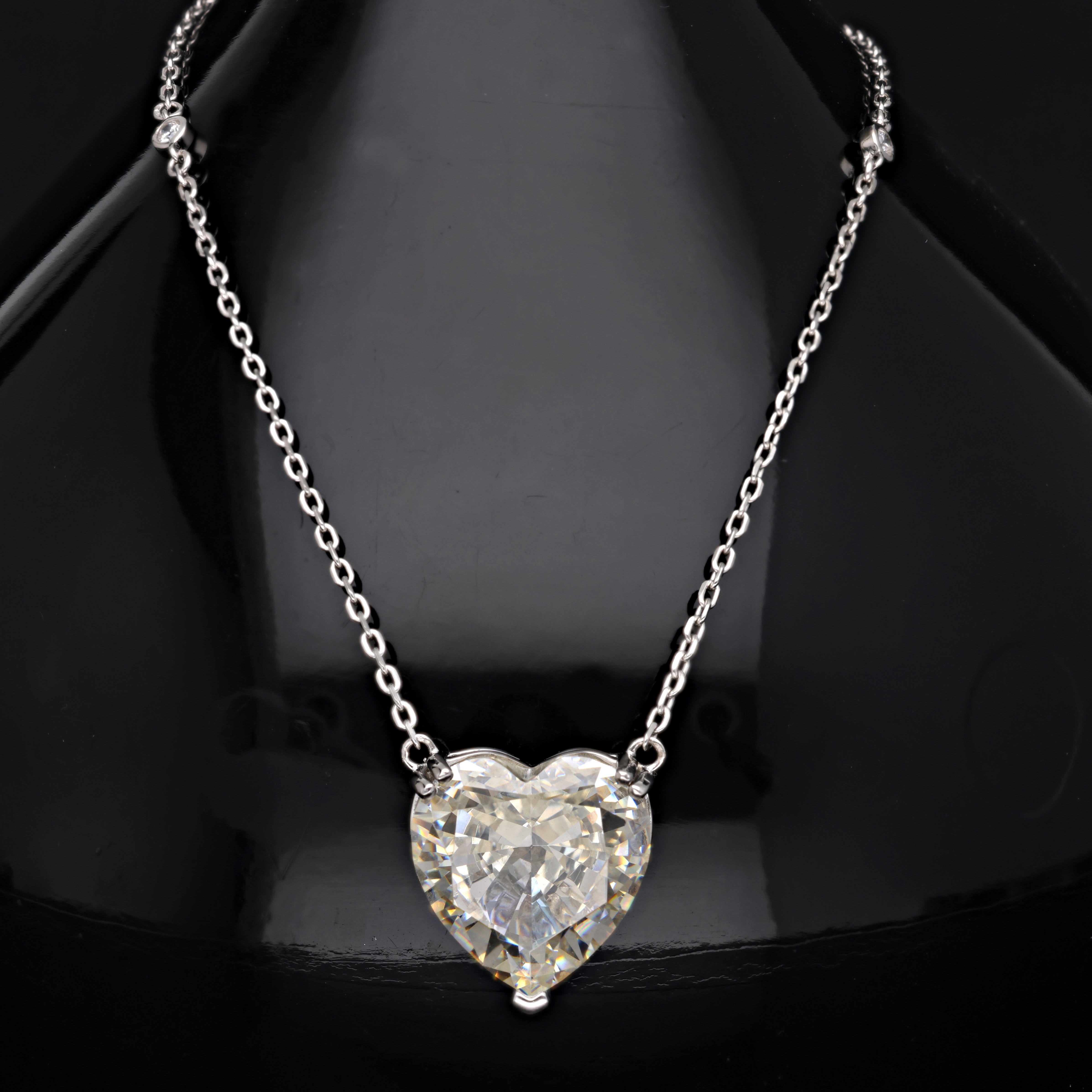 SooSilkyGems HEART SOLITAIRE NECKLACE