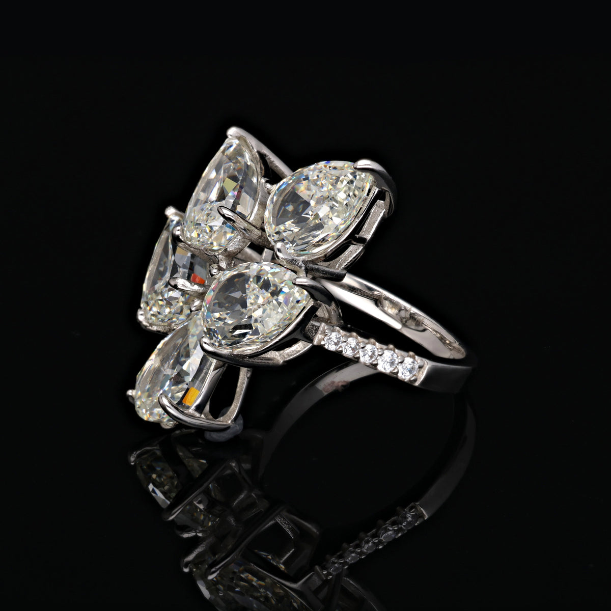 SooSilkyGems NUMBER 005 RING A VERY SPECIAL ONE