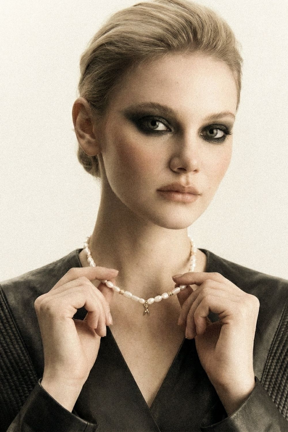 Pia Yuli High Jewelry Moonstone feminine energy necklace