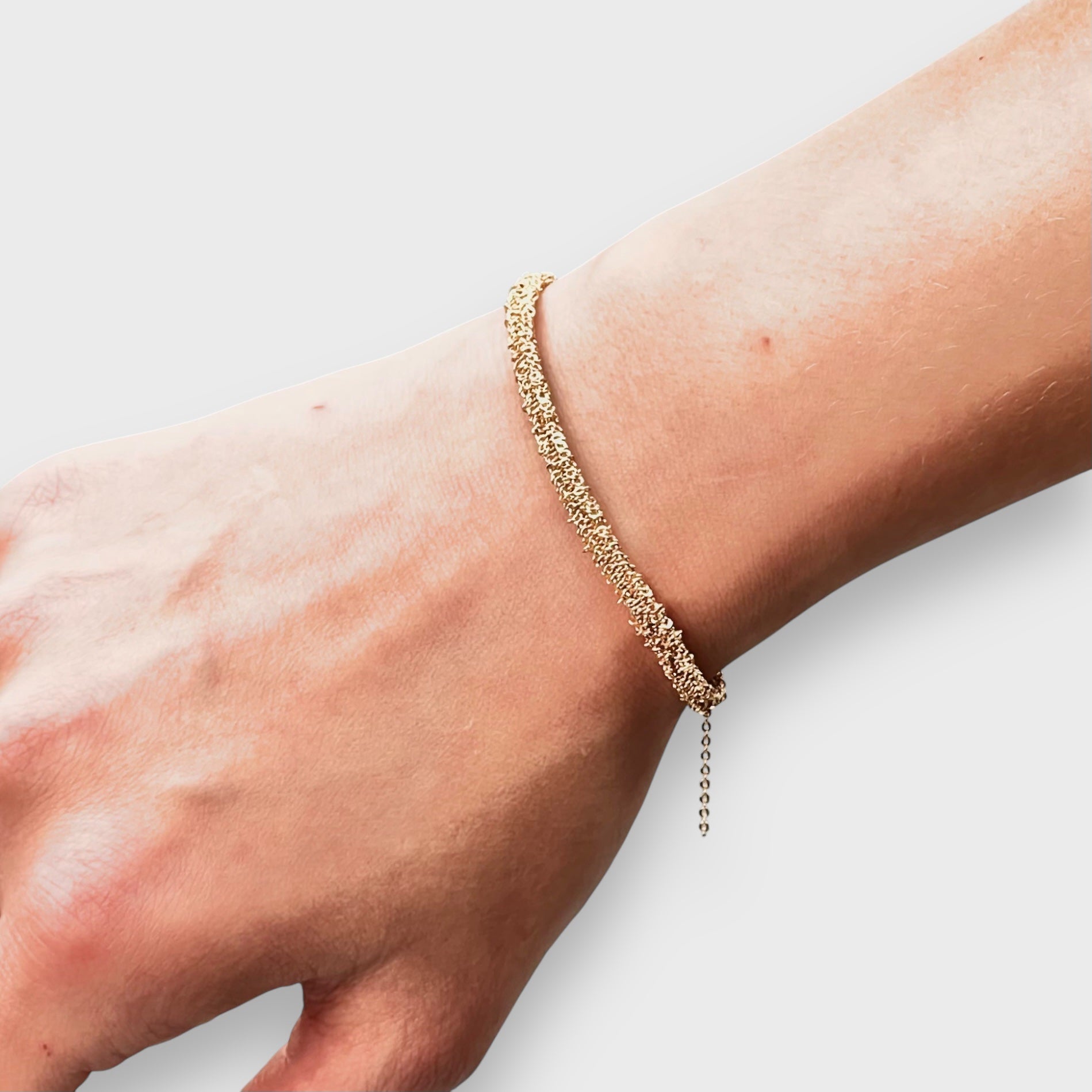 Mey Atelier Woven Gold Woven Bracelet – XS