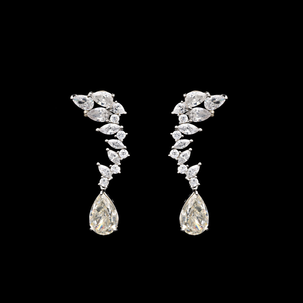 SooSilkyGems OCEAN DROP EARRINGS