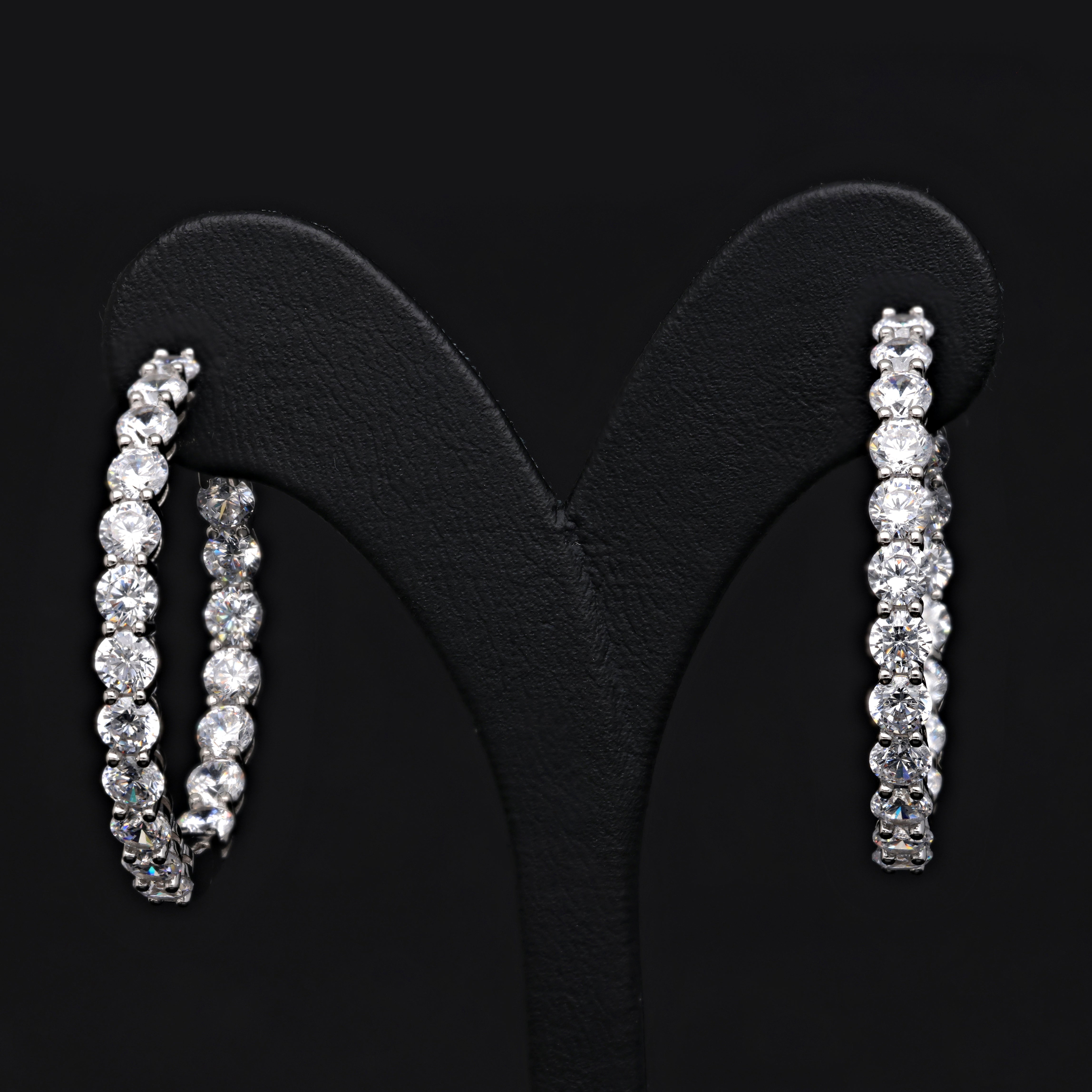 SooSilkyGems CLASSIC ROUND HOOP EARRINGS