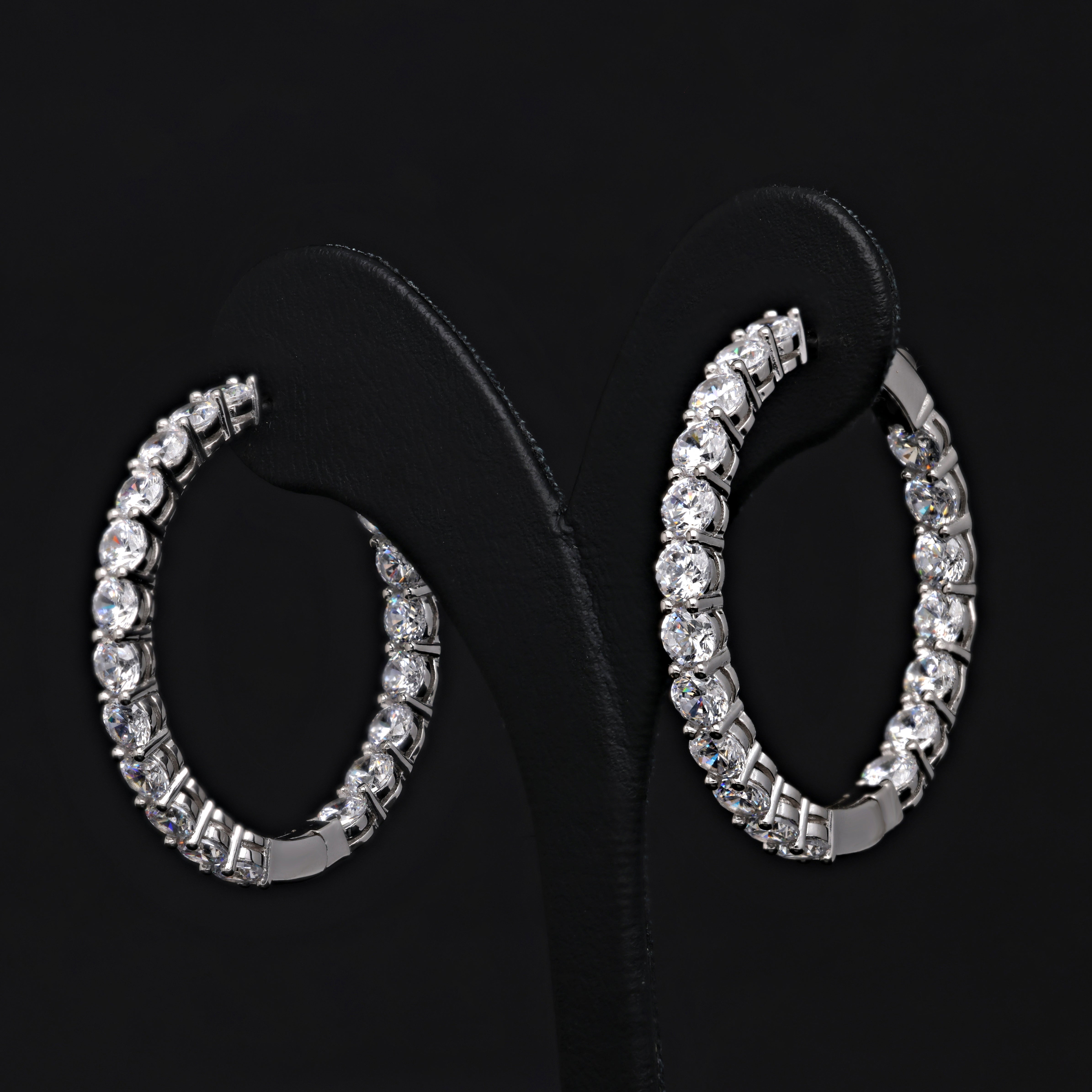SooSilkyGems CLASSIC ROUND HOOP EARRINGS