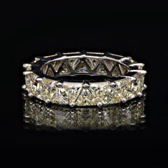 SooSilkyGems MEDIUM SIZE TRIANGLE WEDDING RING