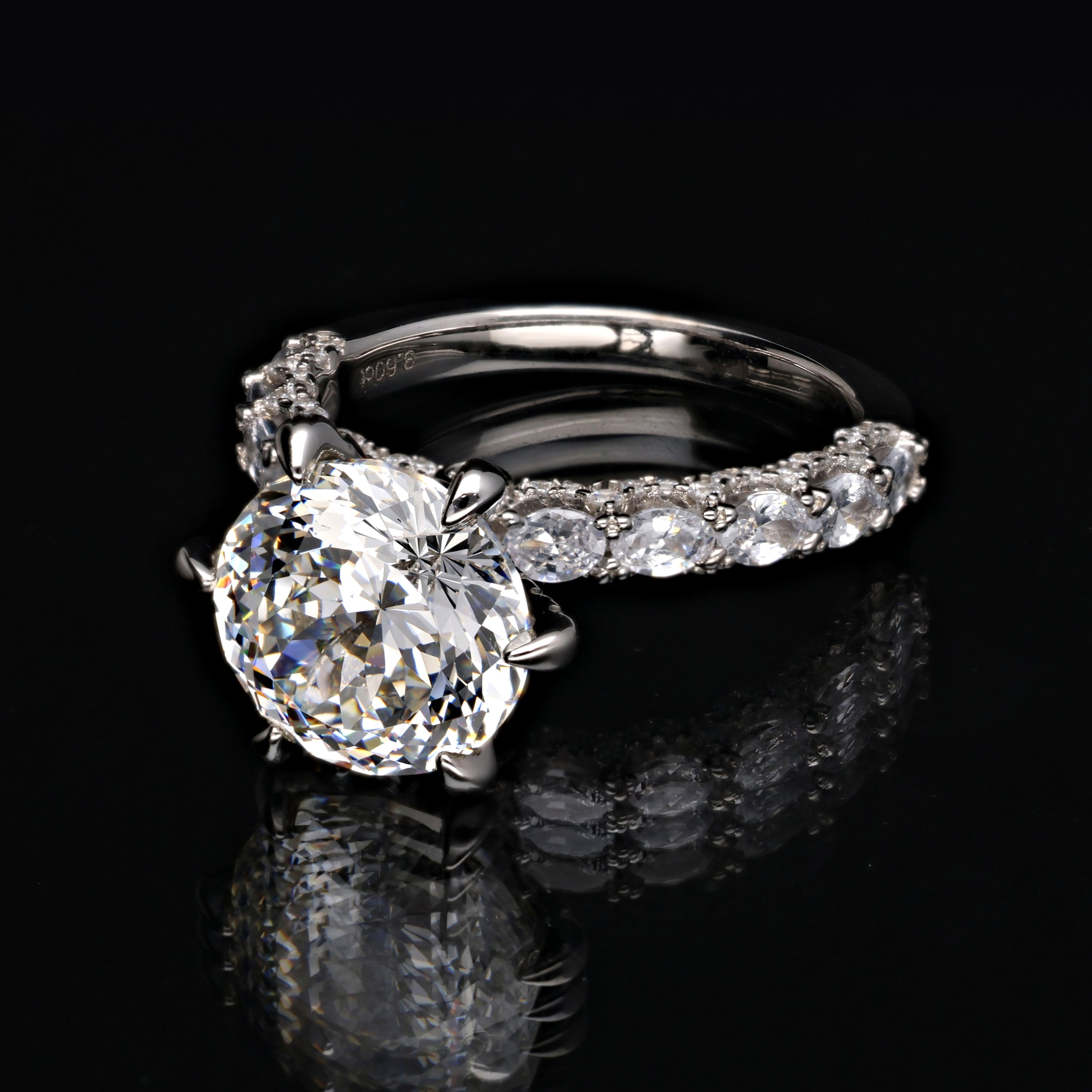 SooSilkyGems CLASSIC GRACE WEDDING RING