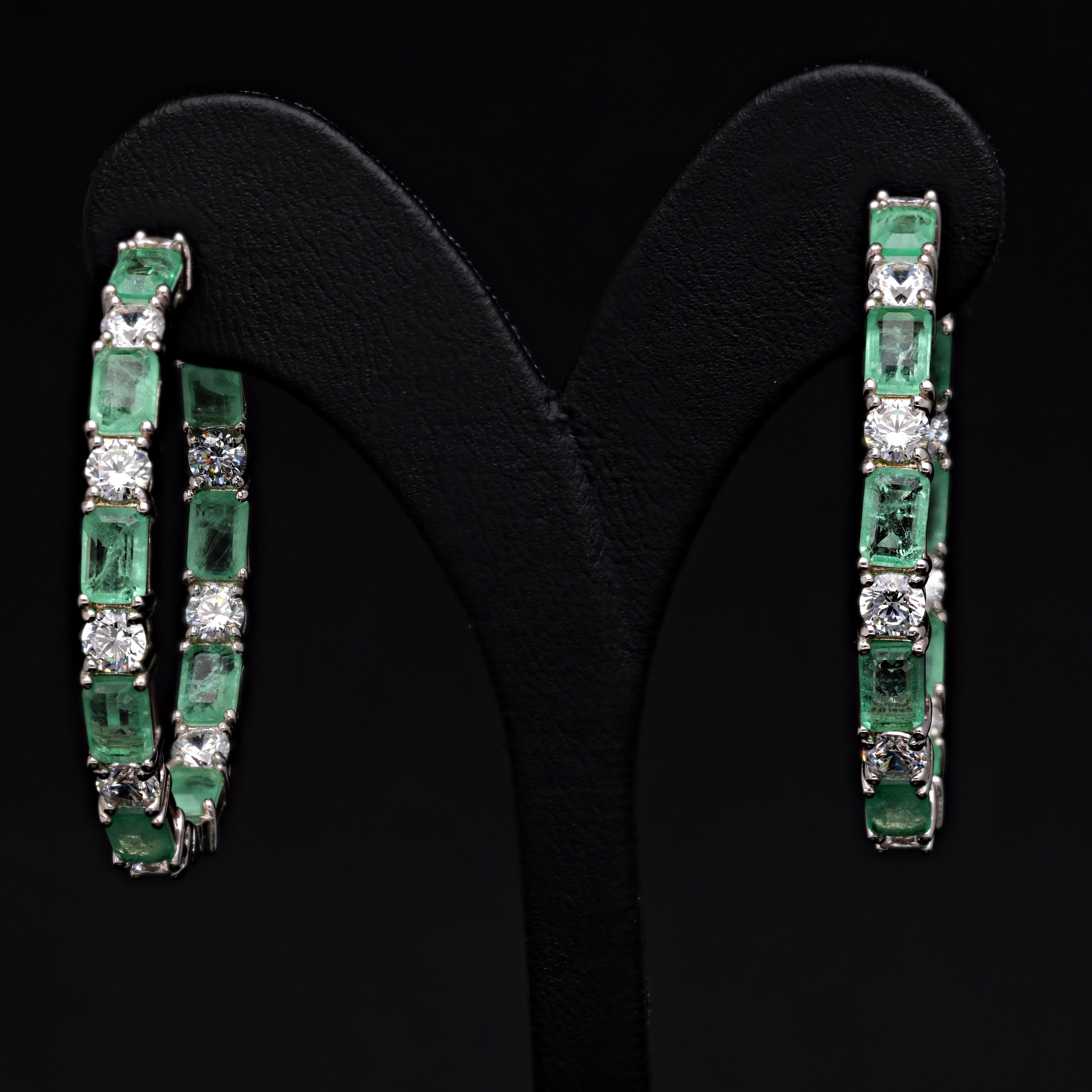 SooSilkyGems MINISIZE BICOLOR HOOP EARRINGS
