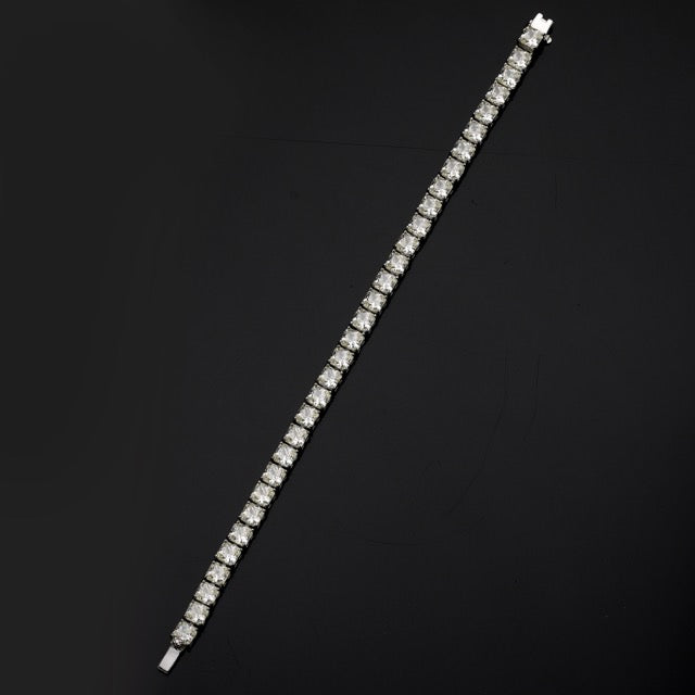 SooSilkyGems 4.5 MM CARRE SETTING G COLOR TEENNIS BRACELET