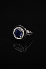 SooSilkyGems ROUND SOLITAIRE ENAMEL SIDE RING