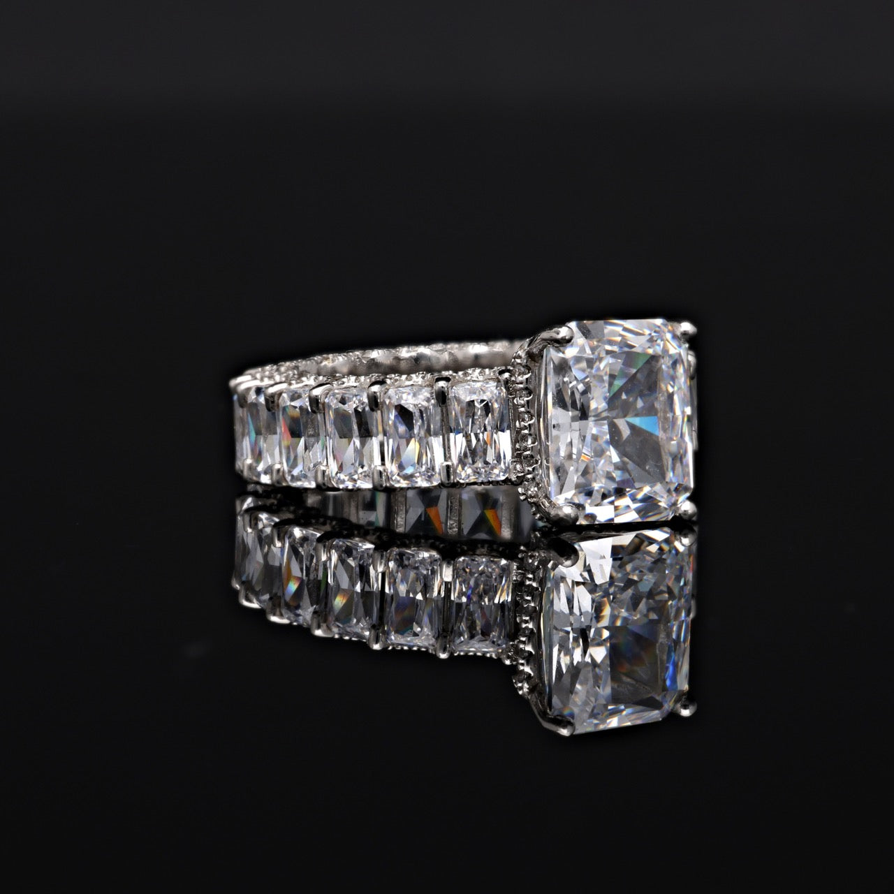 SooSilkyGems WEDDING RING NO. 1960