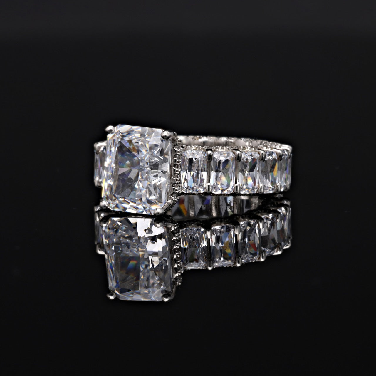SooSilkyGems WEDDING RING NO. 1960