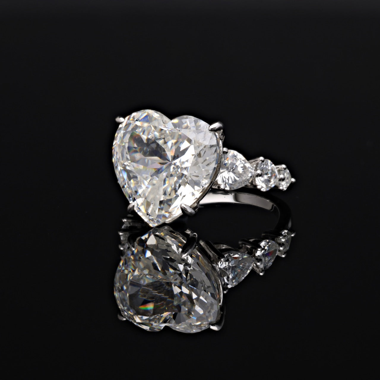 SooSilkyGems RING 1969