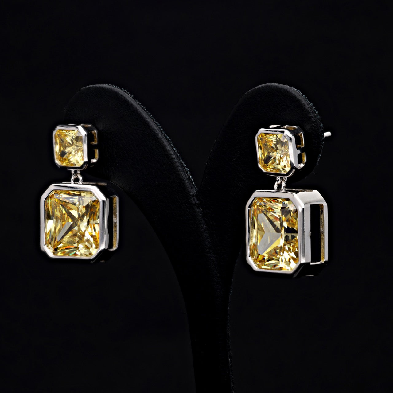SooSilkyGems QUEEN CUSHION SHAPE SOLITAIRE EARRINGS